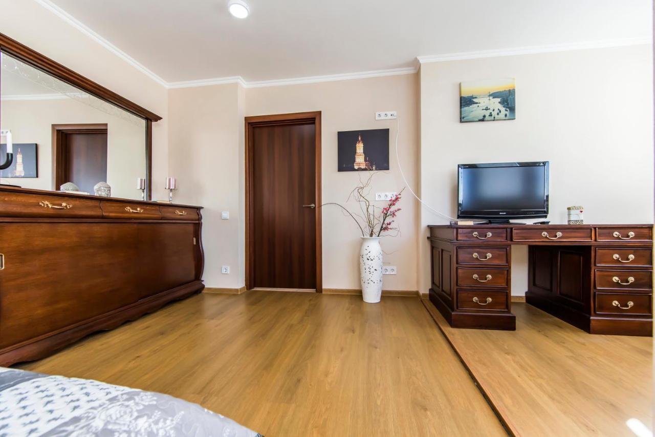 Super Comfort Flat For You Near The Metro. Kiev Exterior foto